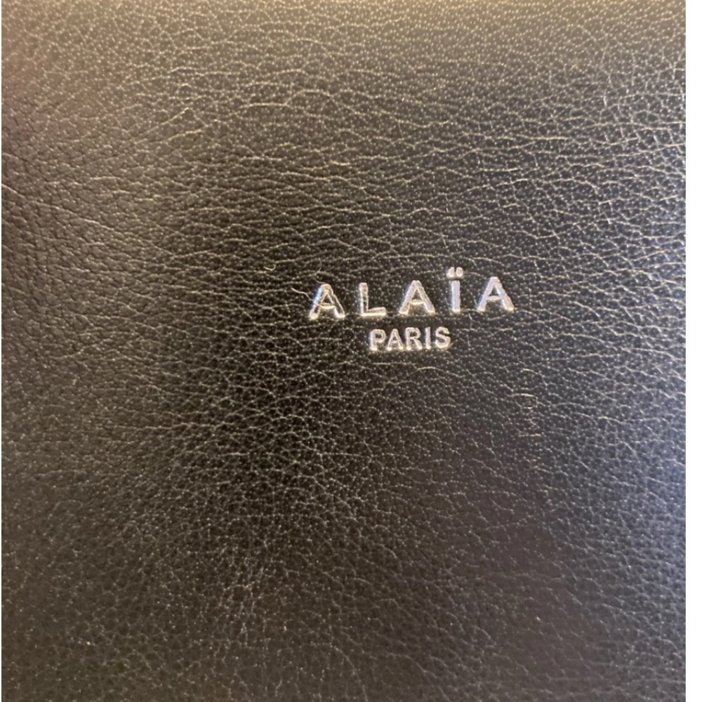 Alaia New Le Hinge Black Shoulder Bag Medium Shopper - Picture 2 of 7